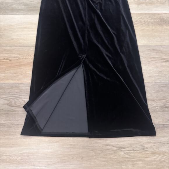 VTG Black Velvet Maxi Skirt MED Back Slit Whimsigoth Romantic EUC Made in USA - Picture 11 of 11